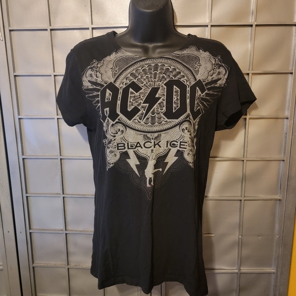 AC/DC black ice XL t-shirt